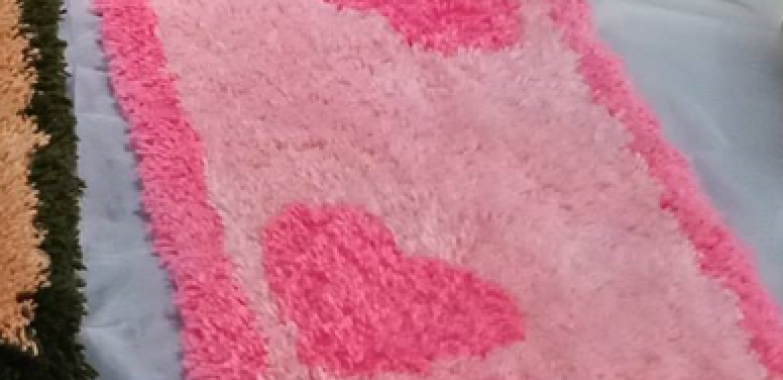 Shaggy rug and mat making ideas.